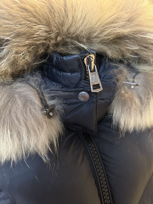 Geaca Moncler blana naturala