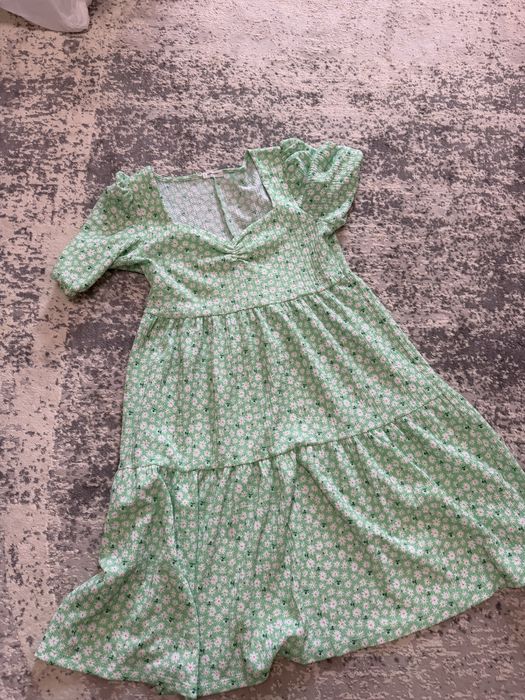 продам женскую одежду