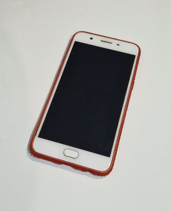 Telefon Oppo cu touchscreen