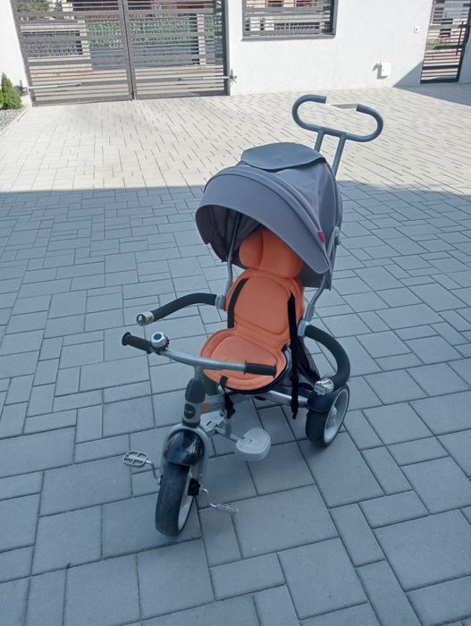 Vând tricicletă copii
