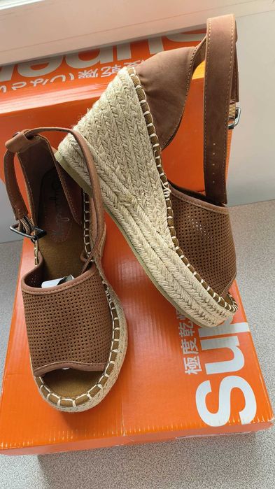 Superdry Anna Wedge - 38, 40 - NOU - 120 RON