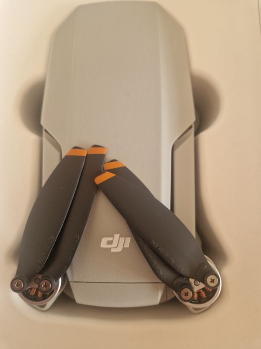 Dji mini 4k aproape noa