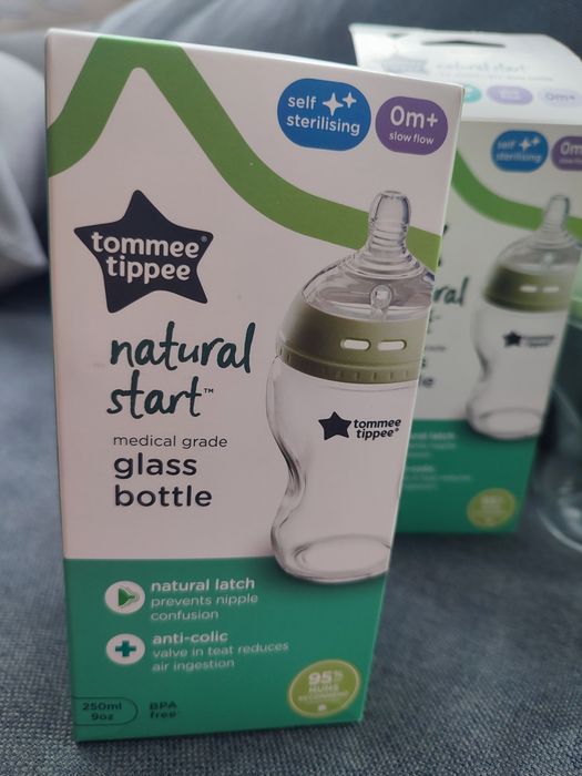 Стъклено шише Tommee Tippee