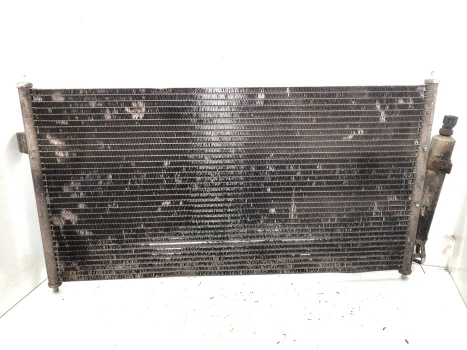 Радиатор климатик от Nissan x-trail 2005г