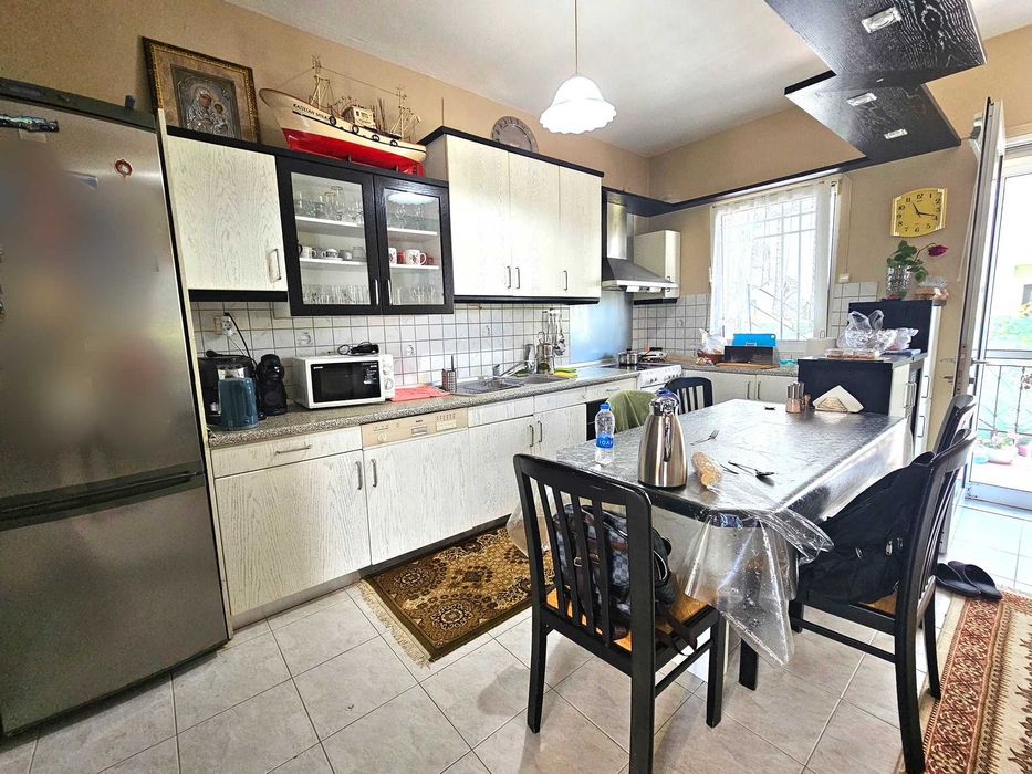 ПРОДАВА се апартамент 115 m2 центъра на KERAMOTIS Кавала (код 8207)