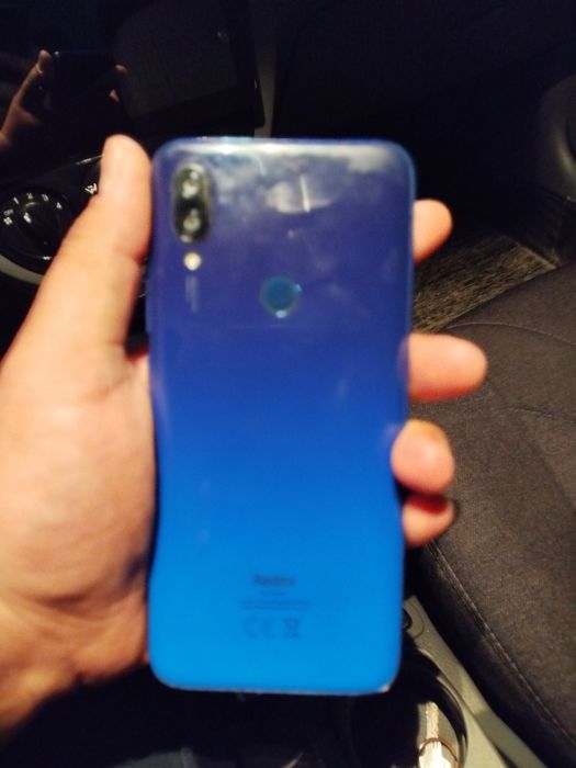Iphone 6s  redmi 7 sotilad