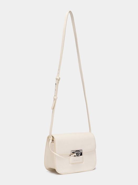 Trussardi малка чанта през рамо!