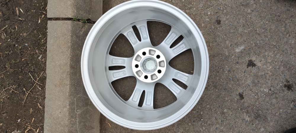 Janta aluminiu Skoda Fabia sau Roomster 16'