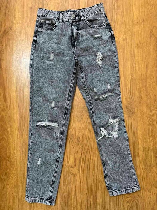 Сиви дънки Bershka