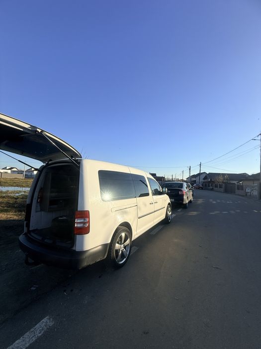 VOLKSWAGEN Caddy 2011 — imagine 3