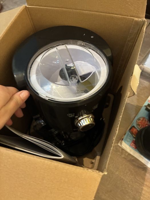 Уред за приготвяне на скрежини (ледоразбивач)