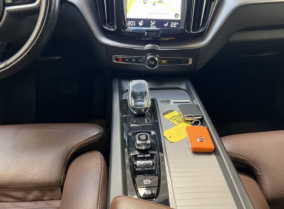 Volvo XC 60 Mild Hibrid "Inscription"