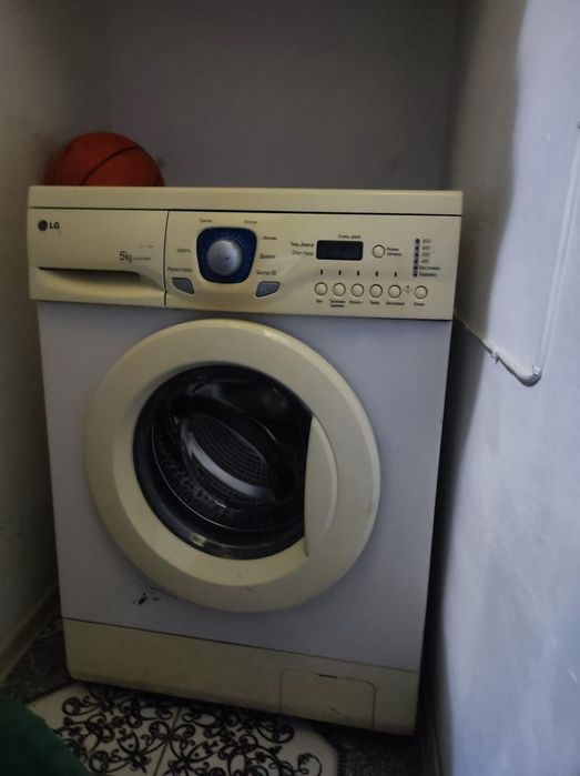 Продам стиральную машинку