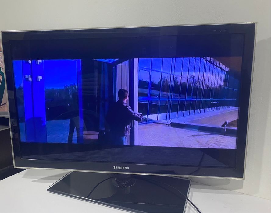 Продам телевизор Samsung Самсунг