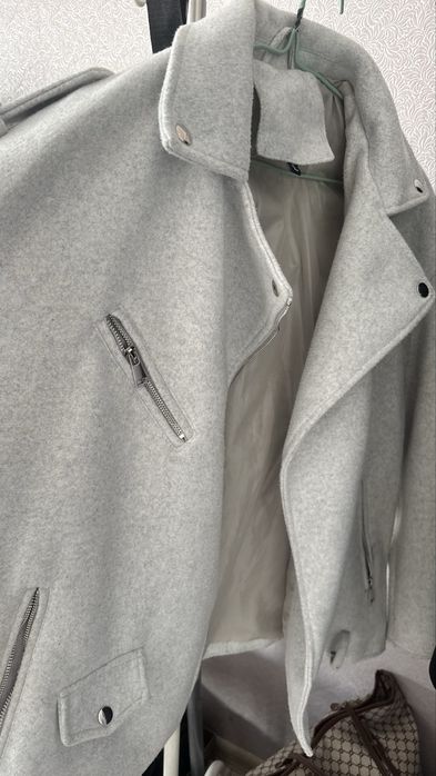 Продается серый тренч осень/весна