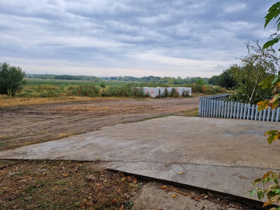 Продам 6 соток..сдам в аренду ангар