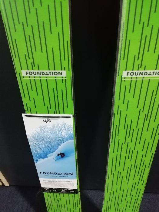 Schiuri ski Foundation Dps Nou! 163 cm