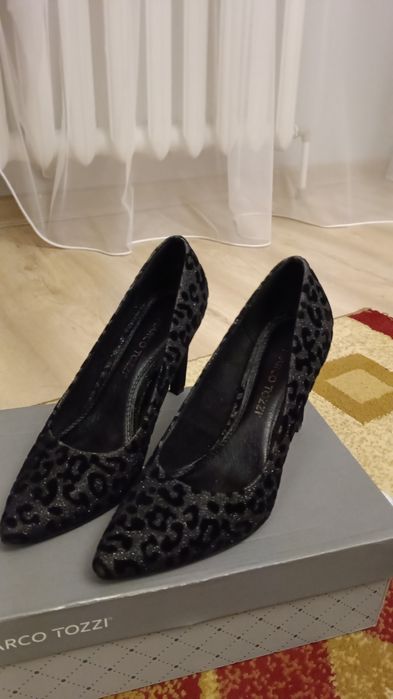 Продам туфли Marco tozzi