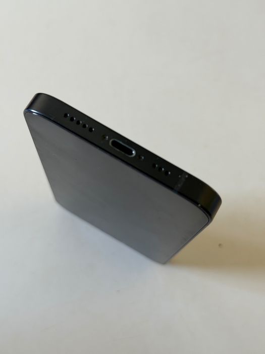 Iphone 13 в хорошем состояний