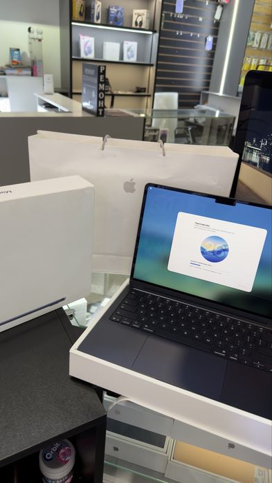 MacBook Air 13.6 M5 16/512GB Mid