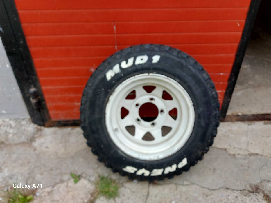Vand cauciucuri cu jenti RADIAL TUBLESS M+S 195/80 R15