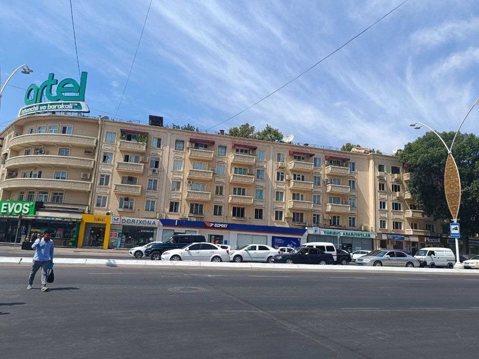 Яккасарой, Бобур, Театральный  2/2/5