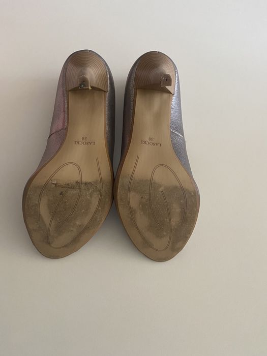 Обувки на ток Lasocki