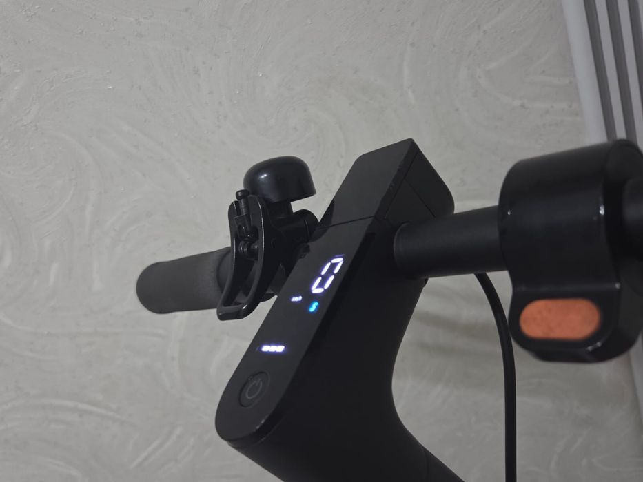 Самокат Xiaomi mi