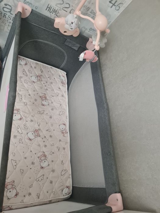 Детска кошара на две нива с повивалник.