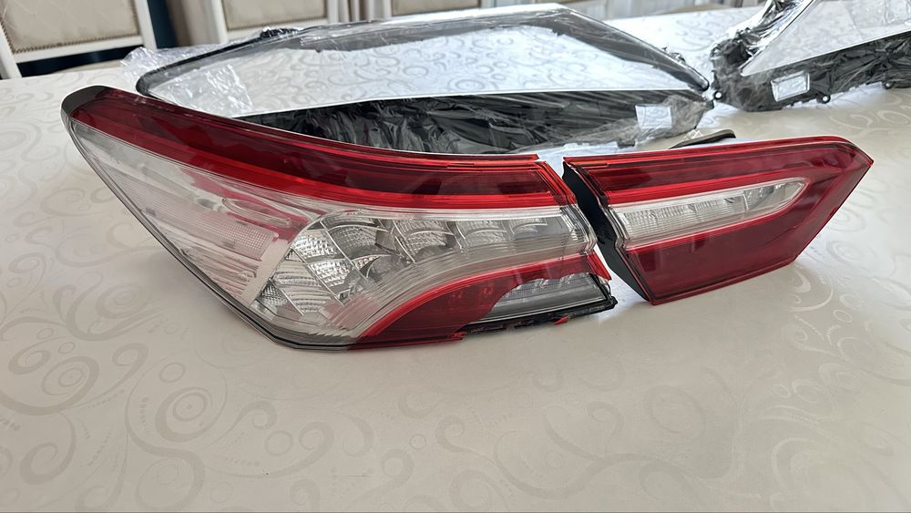 Продам фары Camry v70, Камри 70