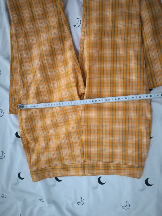 Set din două piese cu pantaloni evazați,tare frumos