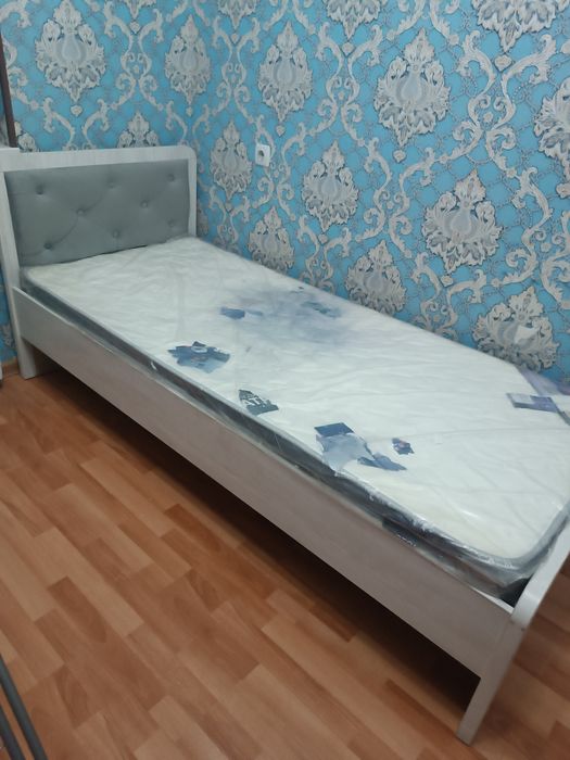 Holati yaxshi hich qati qirilmagan ko'chvotkanimiz uchun arzonga