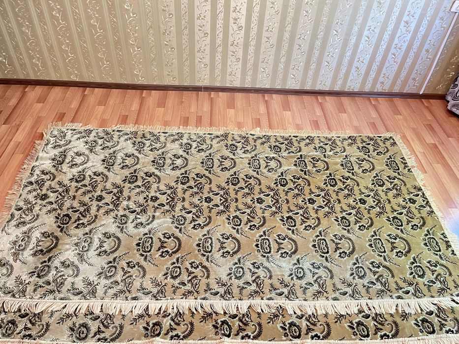 Дивандек новые коричневые 1 шт