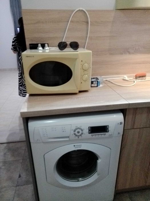 Дава разширена гарсониера под наем в топ център