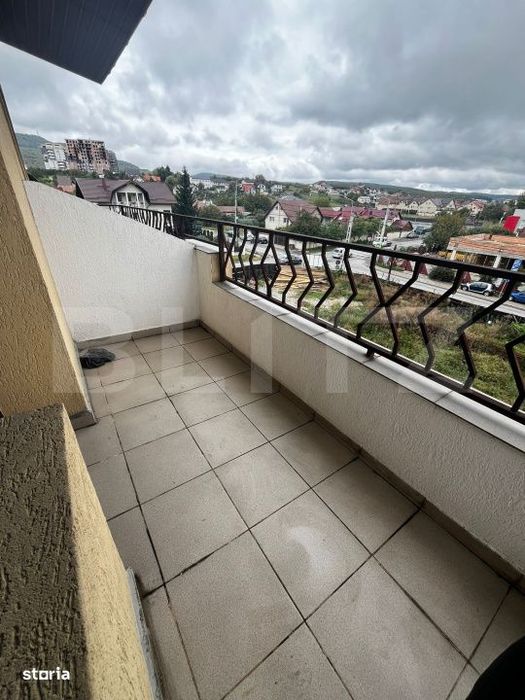 Apartament cu 3 camere, loc de parcare, zona Centura