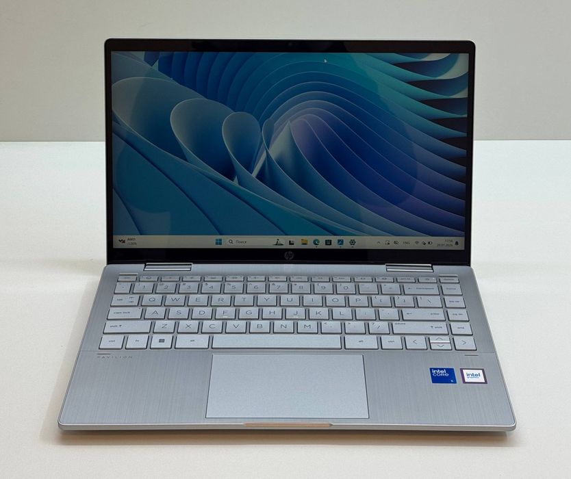 HP pavilion yangi karopka hamma narsasi va garatyasi ham bor