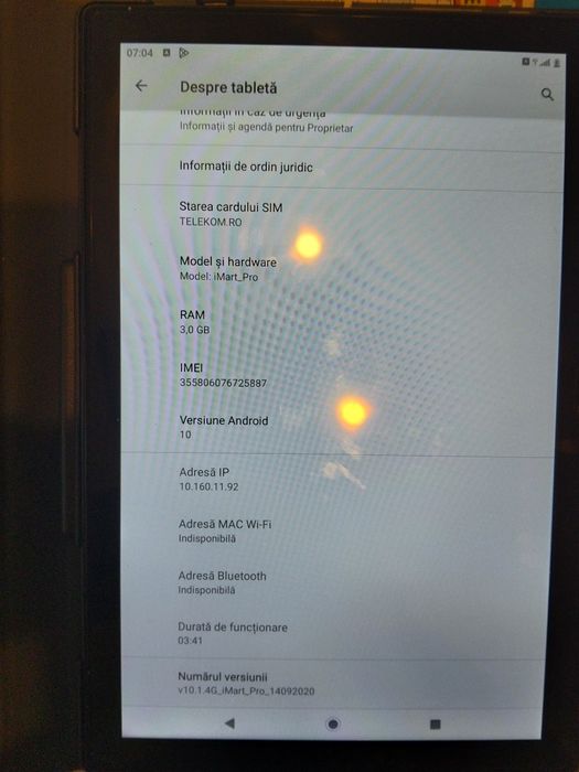 De vinzare tabletă cu tastatură