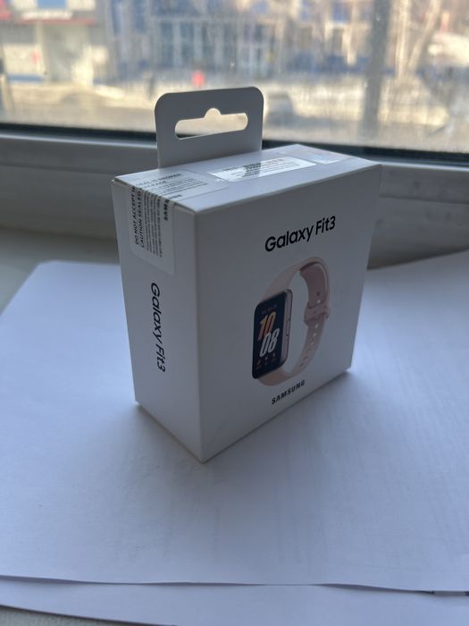 Samsung Galaxy Fit3 Фитнес браслет