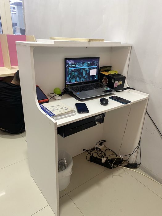 Стол касса для работы