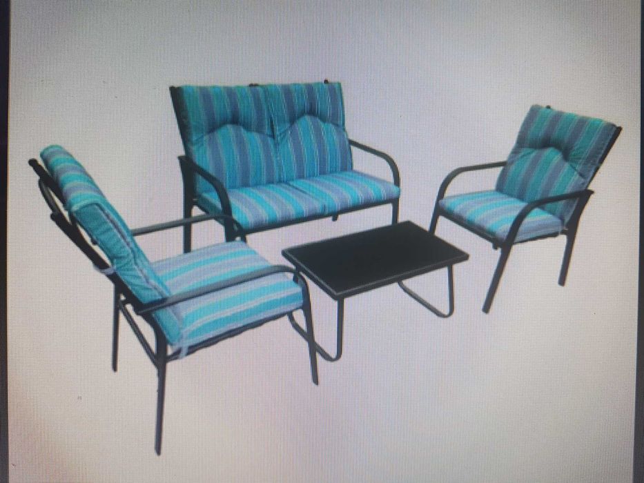 Продавам градински мебели-НОВИ!