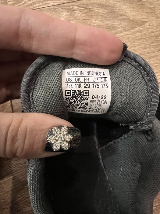 Nike Air Max и Adidas маратонки