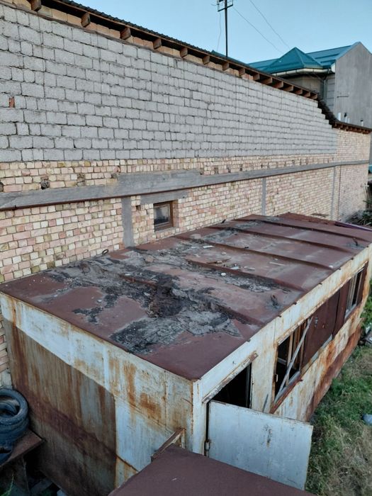 Продается дом гараж если