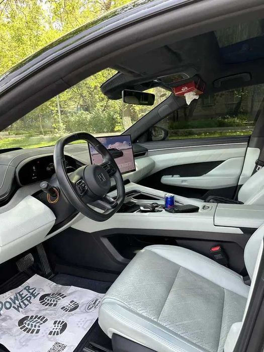 Zeekr You Z- sport eng arzon narxlarda