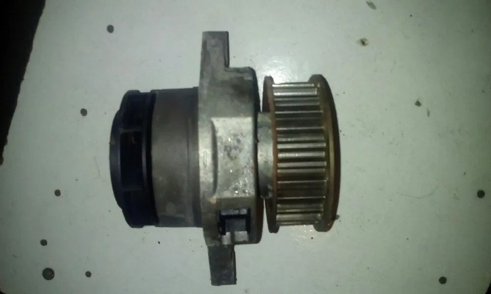 Alternator, corp termostat Volskwagen