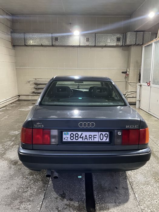 Продам Audi 100 мкп.,2.6