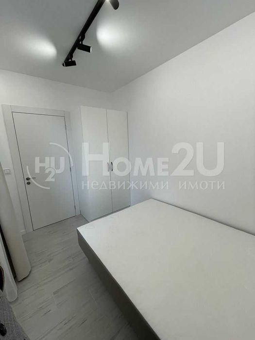 Продава се Тристаен апартамент в Варна, Бриз - 79 кв.м за 2241 €/кв.м - Снимка #10