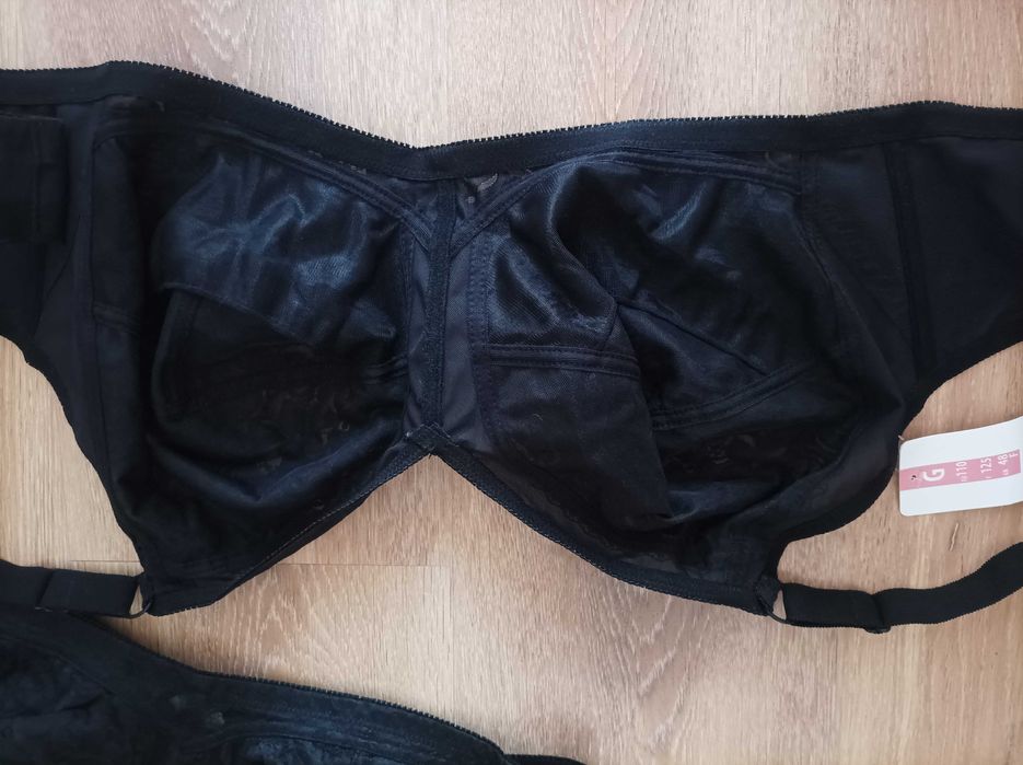 Triumph/Naturana  100C/105G/110G сутиени