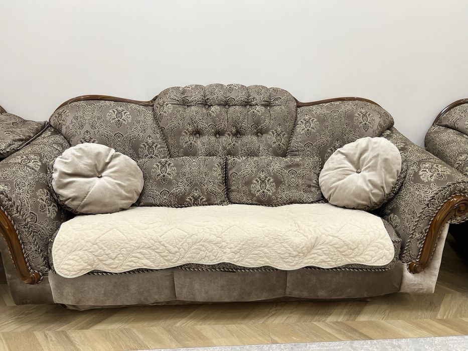 Диван и кресла фирмы Потютьков