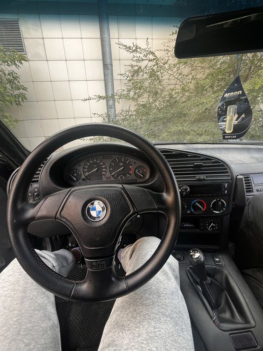 BMW E36 318is 800 тыс
