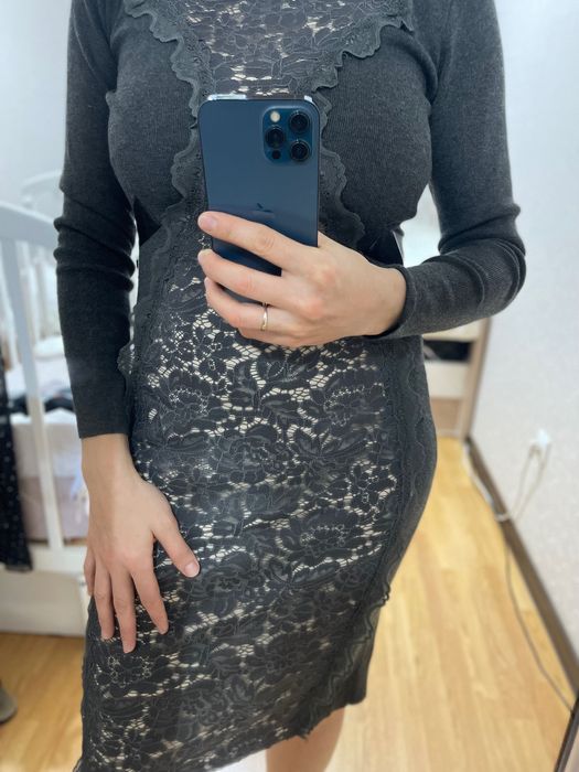 Обливающее  платье